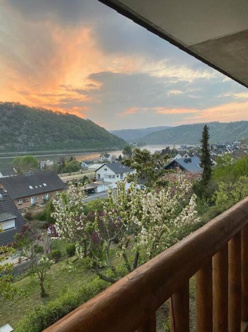 Traumhaftes Blockhaus Am Rhein Vila Kamp-Bornhofen Exterior foto